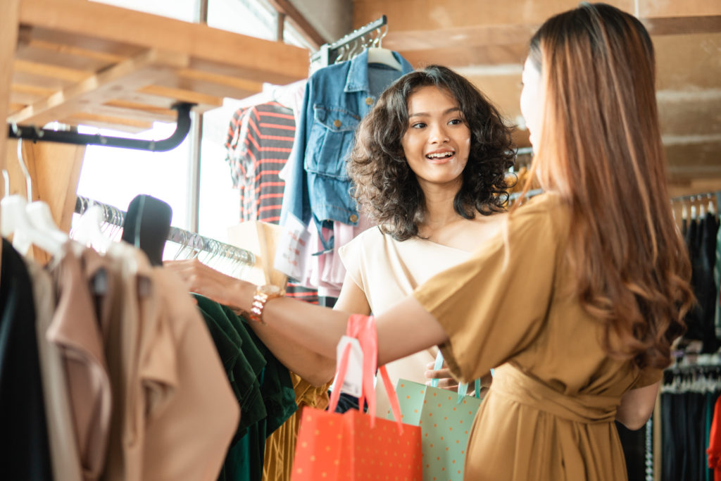 Compras en los comercios locales de Palencia